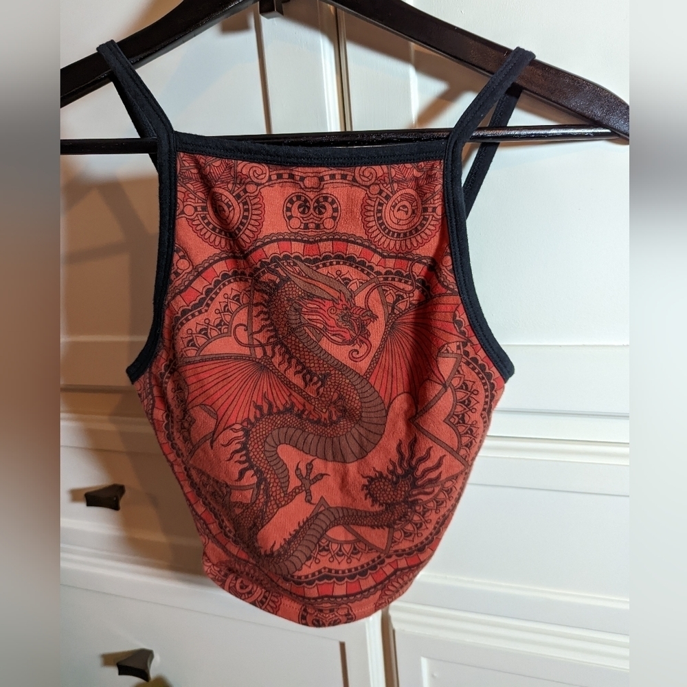 𝅺TRULY MADLY DEEPLY Dragon oriental halter cropped Cami tank